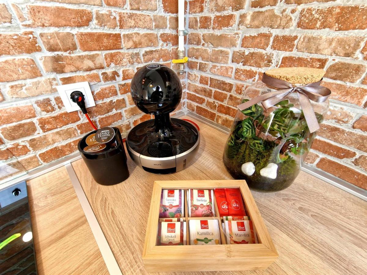 Studio Apartman Varadero Бйеловар Екстериор снимка